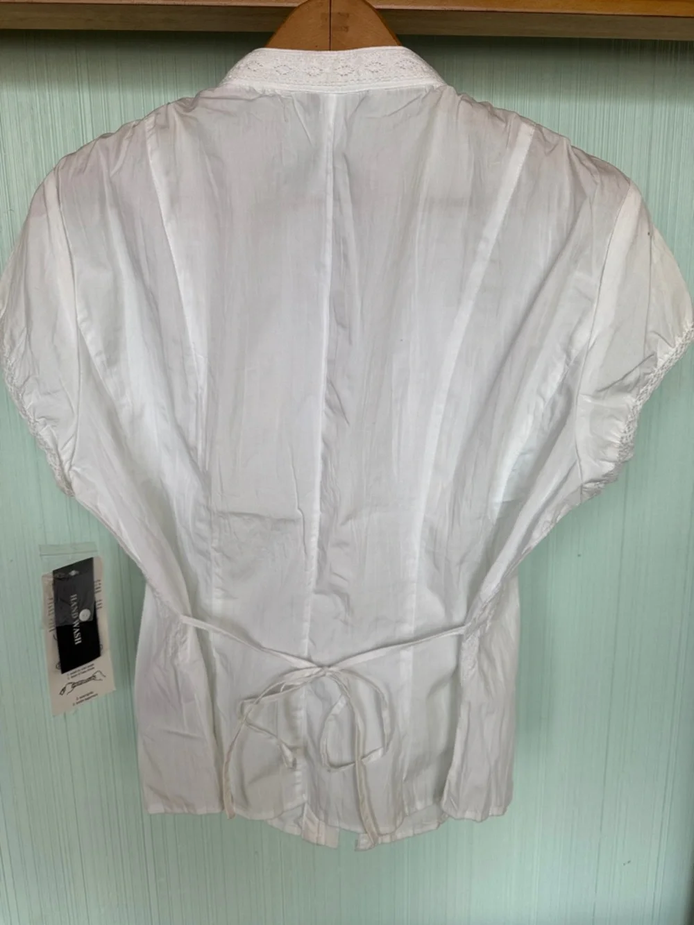 Vintage 80s 90s Cottagecore Milkmaid Coquette White Lace-Trim Button Up Blouse - Picture 3 of 15